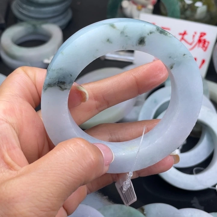 定制翡翠翡翠手镯未镶嵌?***糖