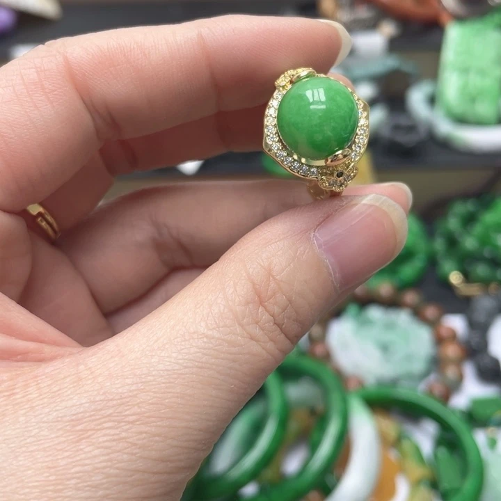 翡翠未镶嵌手链戒指52