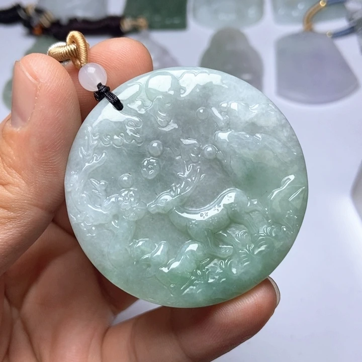 翡翠未镶嵌颈饰翡翠