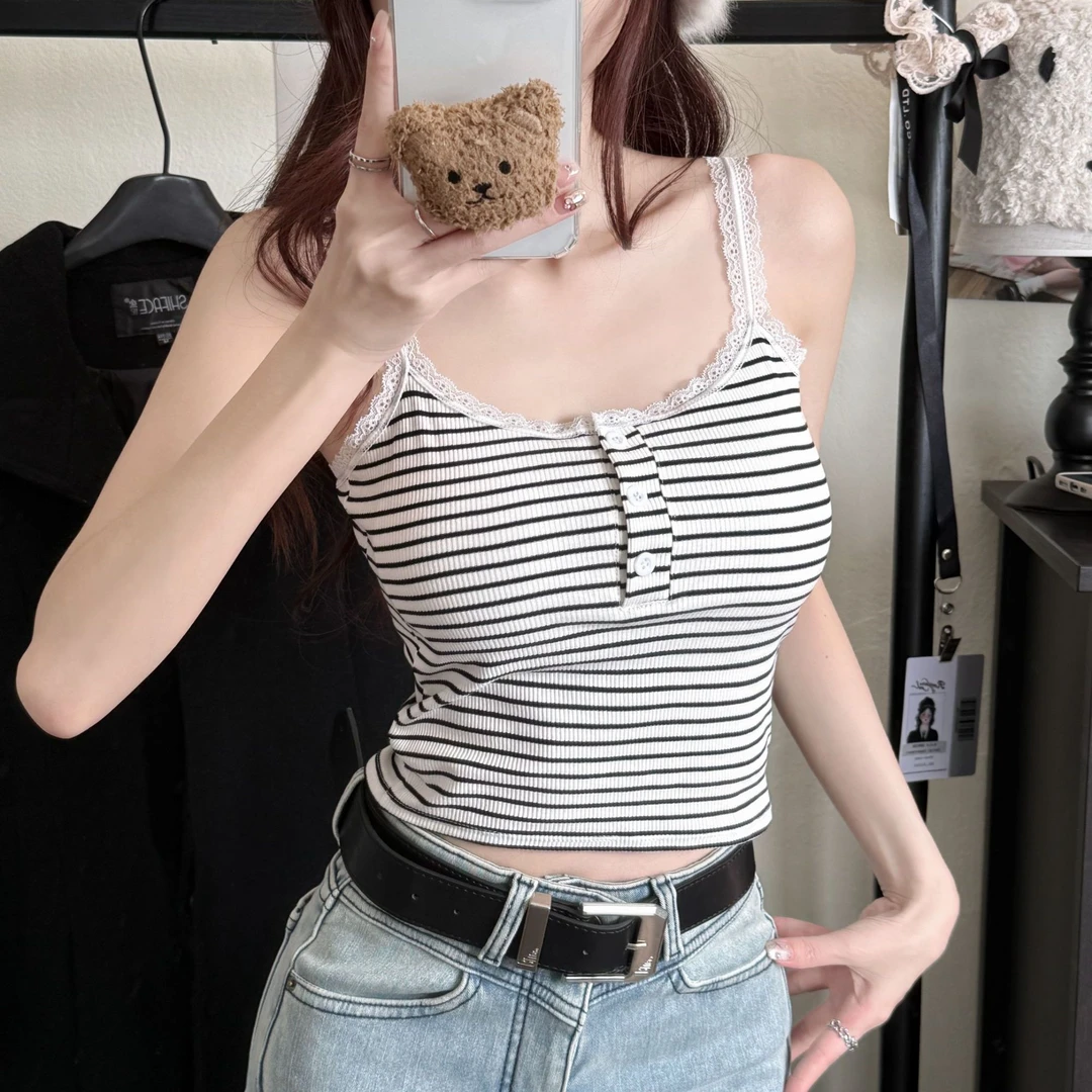 【运补6-10】蕾丝吊带背心条纹辣妹美背背心纽扣时尚可外穿带胸垫