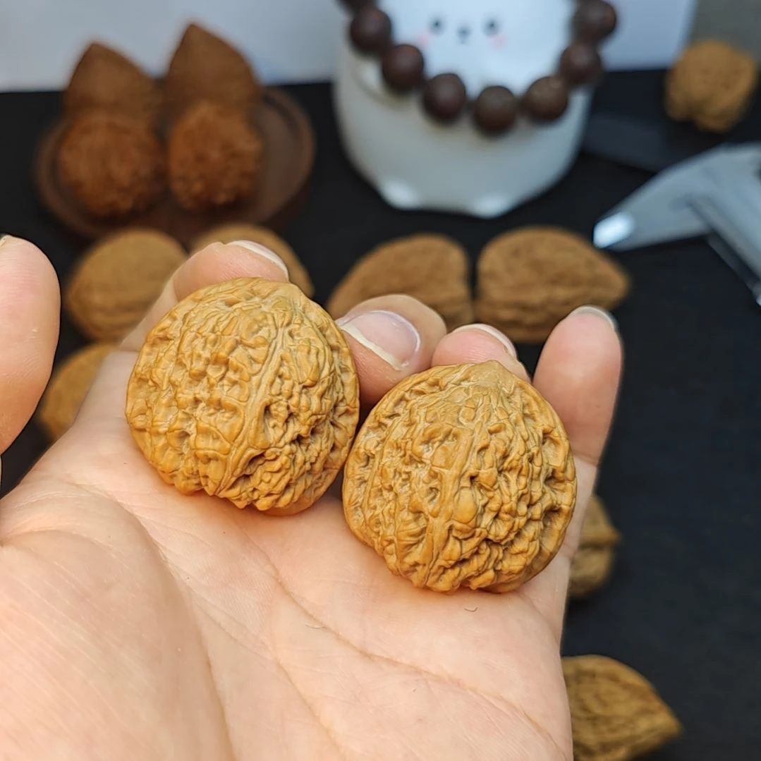 36尺寸红宝石密纹核桃