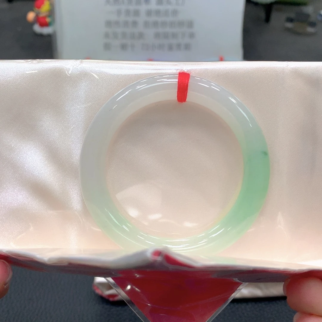 翡翠未镶嵌手镯51圆1号链接