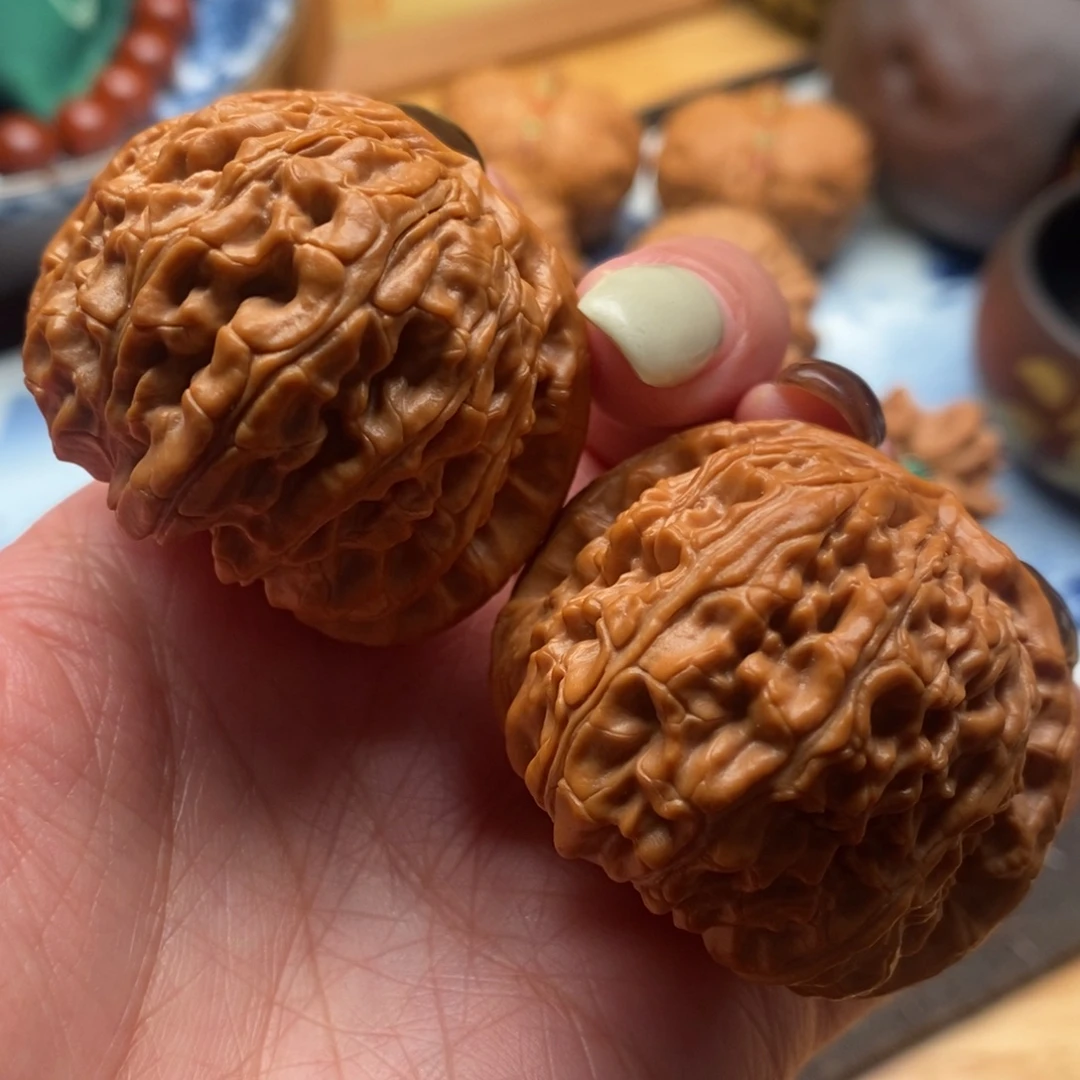 文玩核桃把件43尺寸白狮子