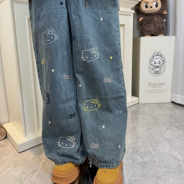 91034刺绣KT牛仔裤