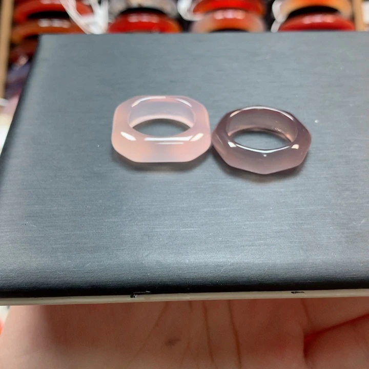 玛瑙/玉髓手镯未镶嵌冯*宝