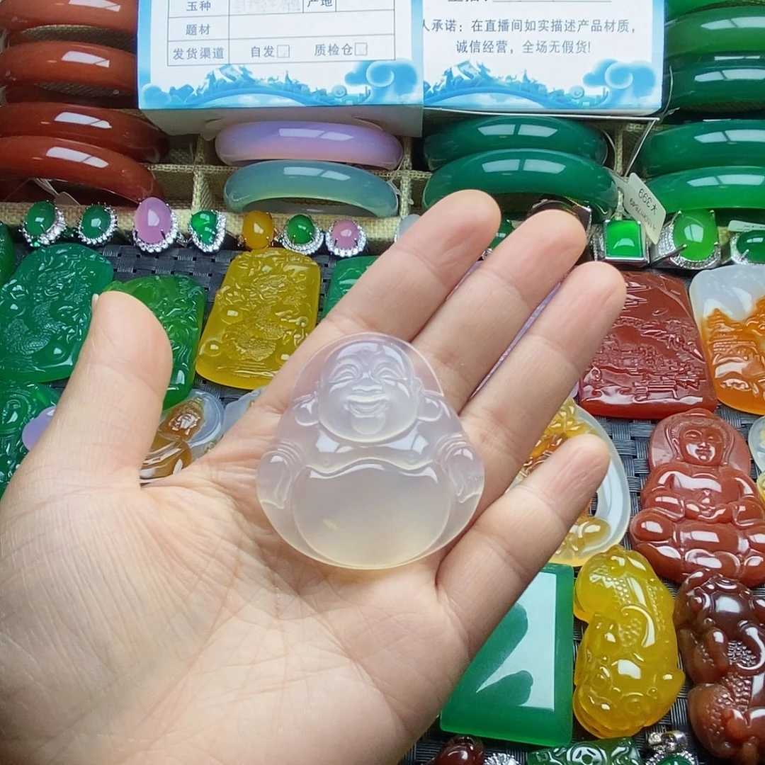 閉***風未镶嵌颈饰玛瑙/玉髓