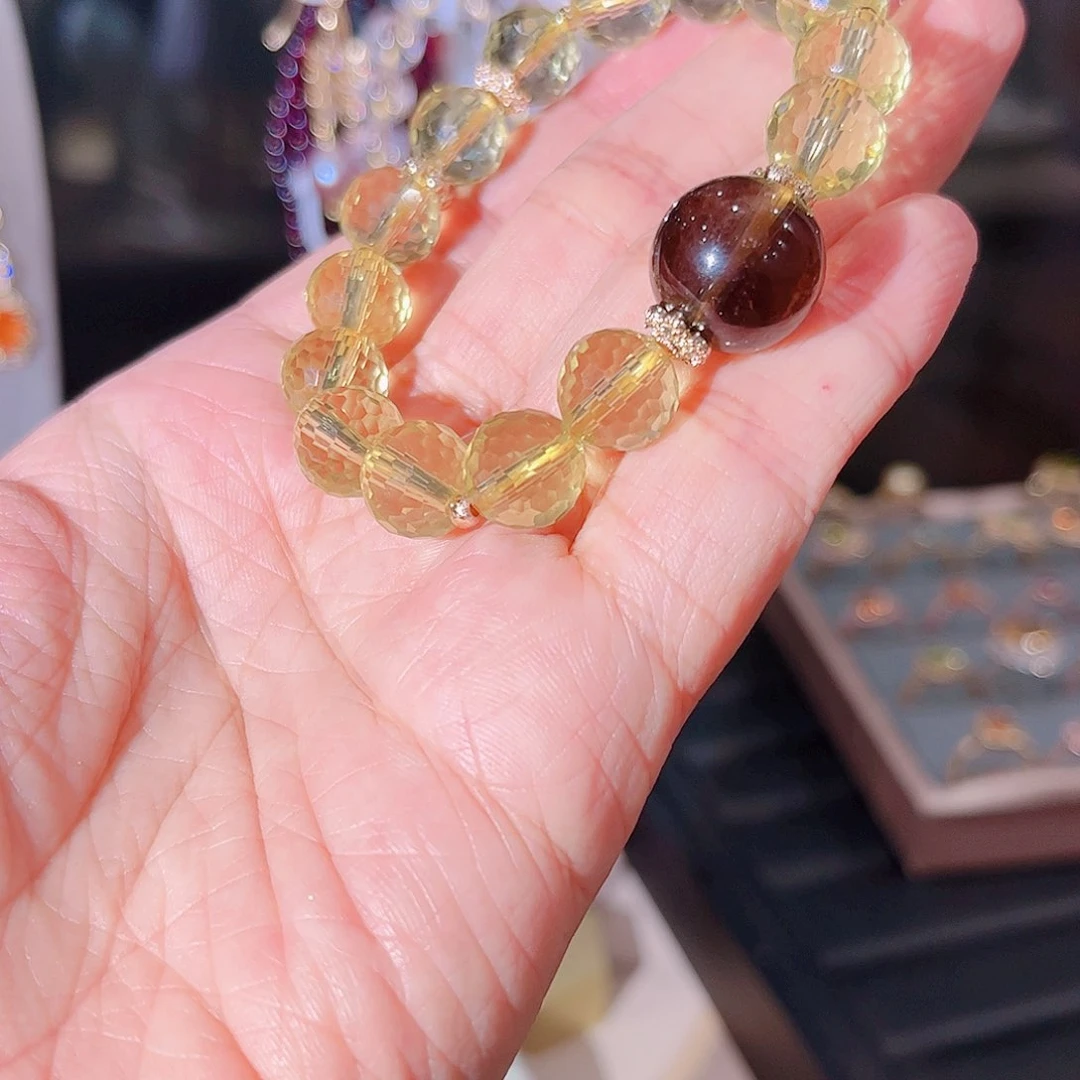 祖母绿戒指未镶嵌