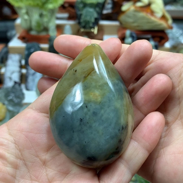 蛇纹石玉未镶嵌手把件