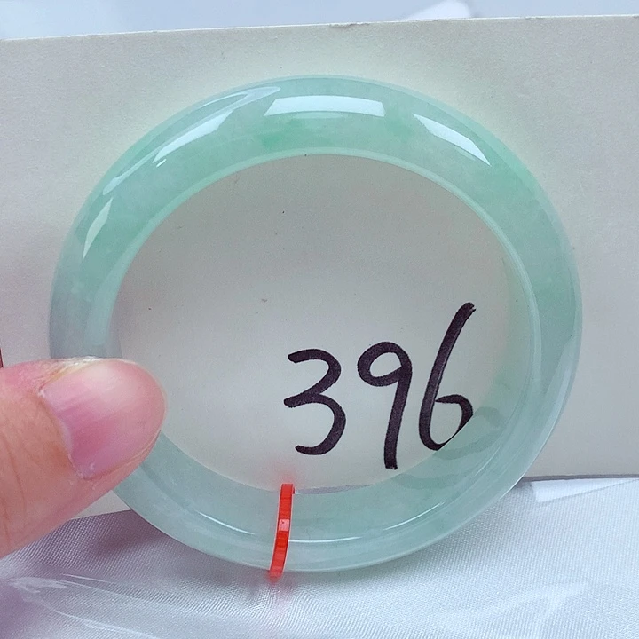 翡翠未镶嵌手镯翡翠