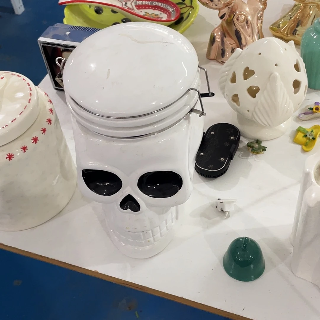 摆件D****灿摆件。