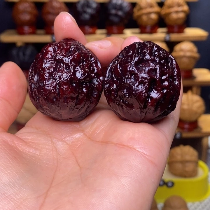 —***文玩核桃把件石斑虎99