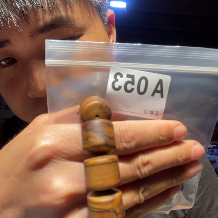 大叶紫檀（黑酸枝木类）053