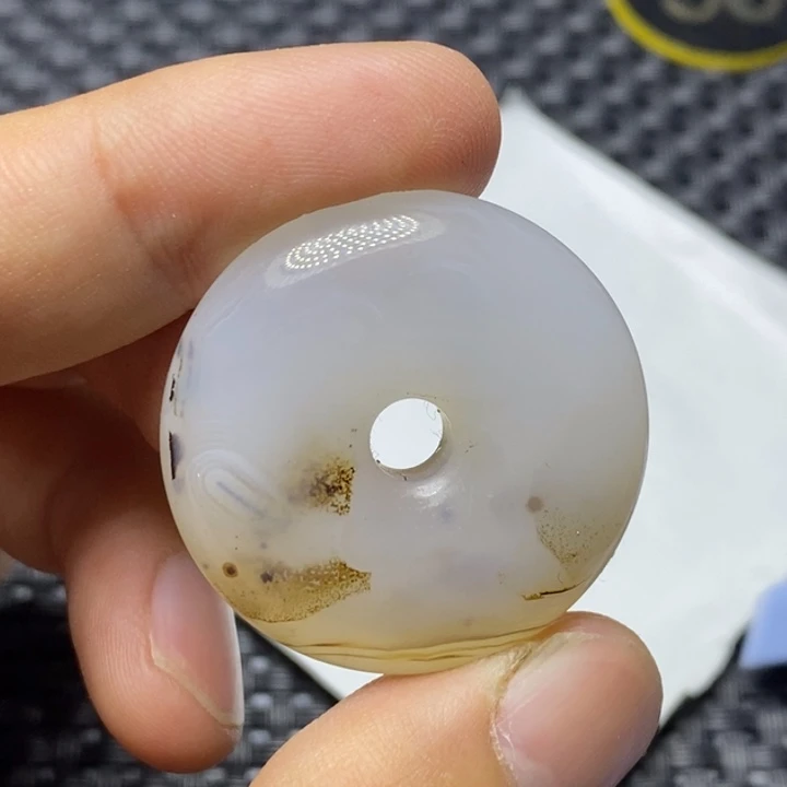 王***利玛瑙/玉髓未镶嵌1