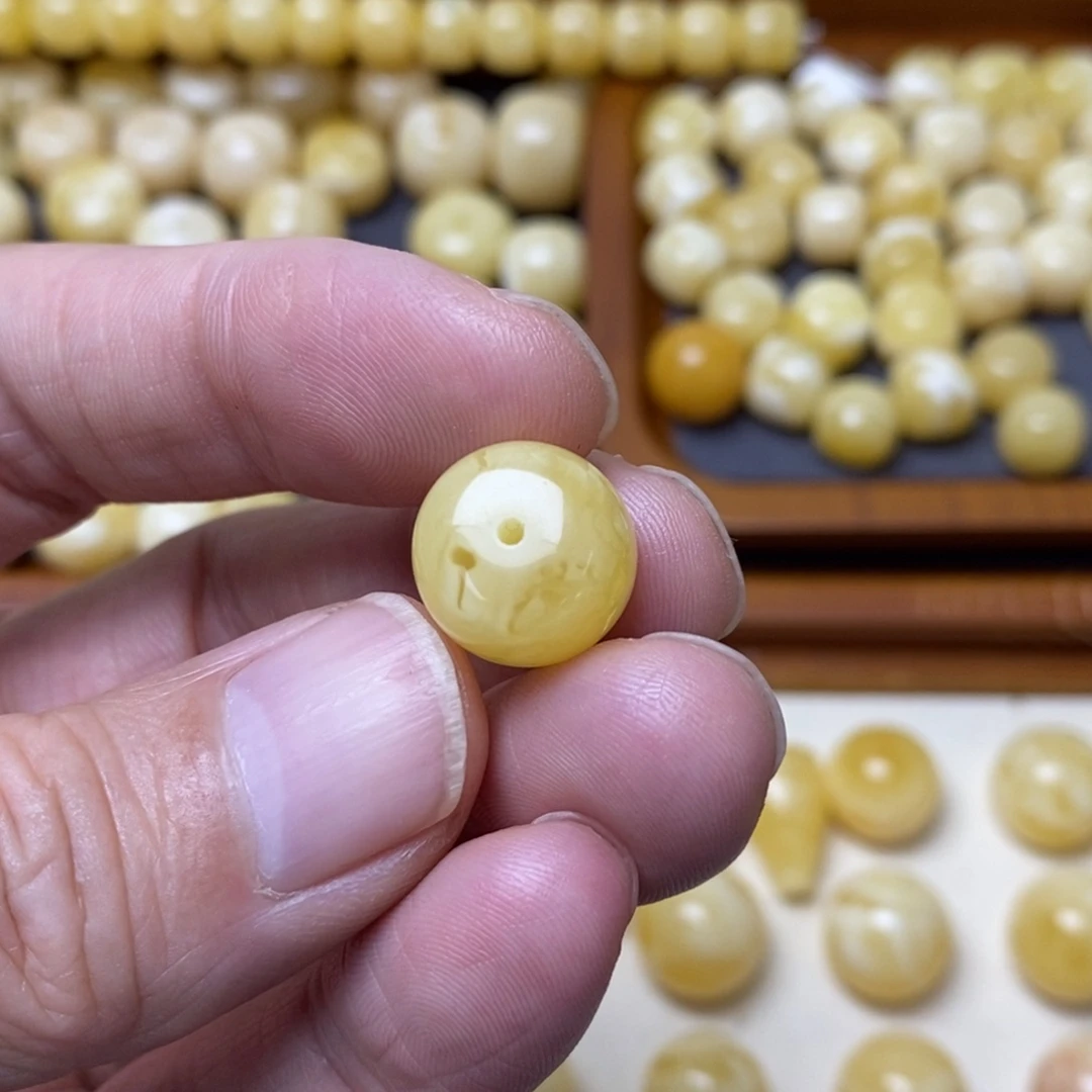 未镶嵌蜜蜡琥珀画飞*