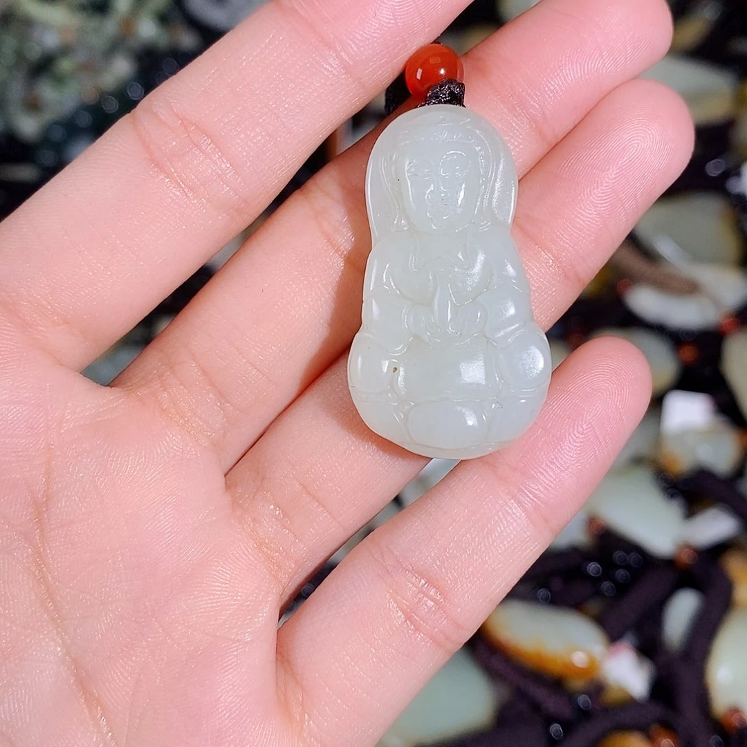 和田玉未镶嵌颈饰