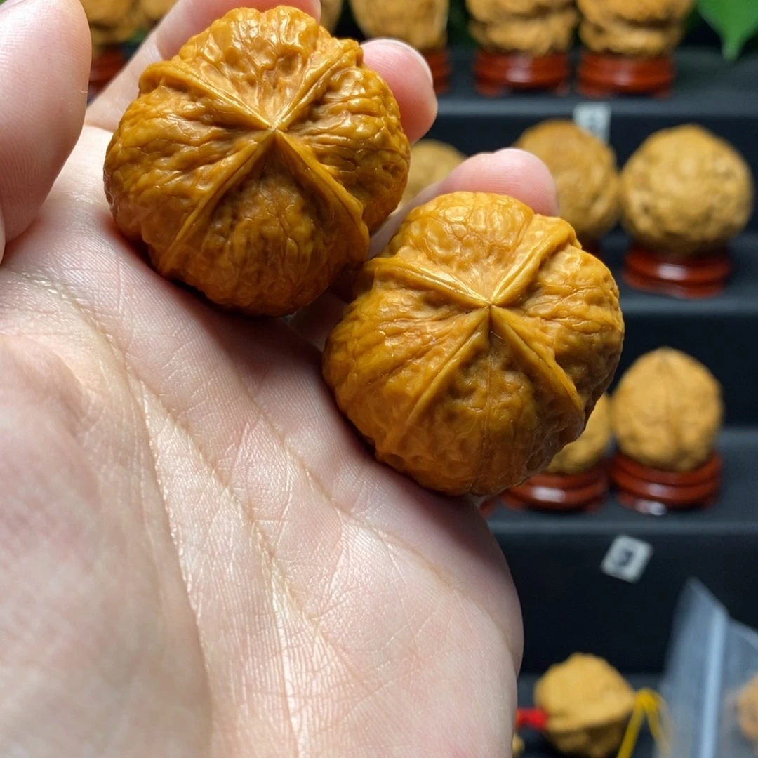 知***一把件文玩核桃四棱