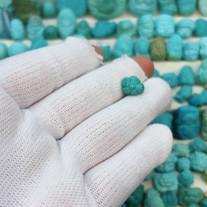 绿松石未镶嵌挂件