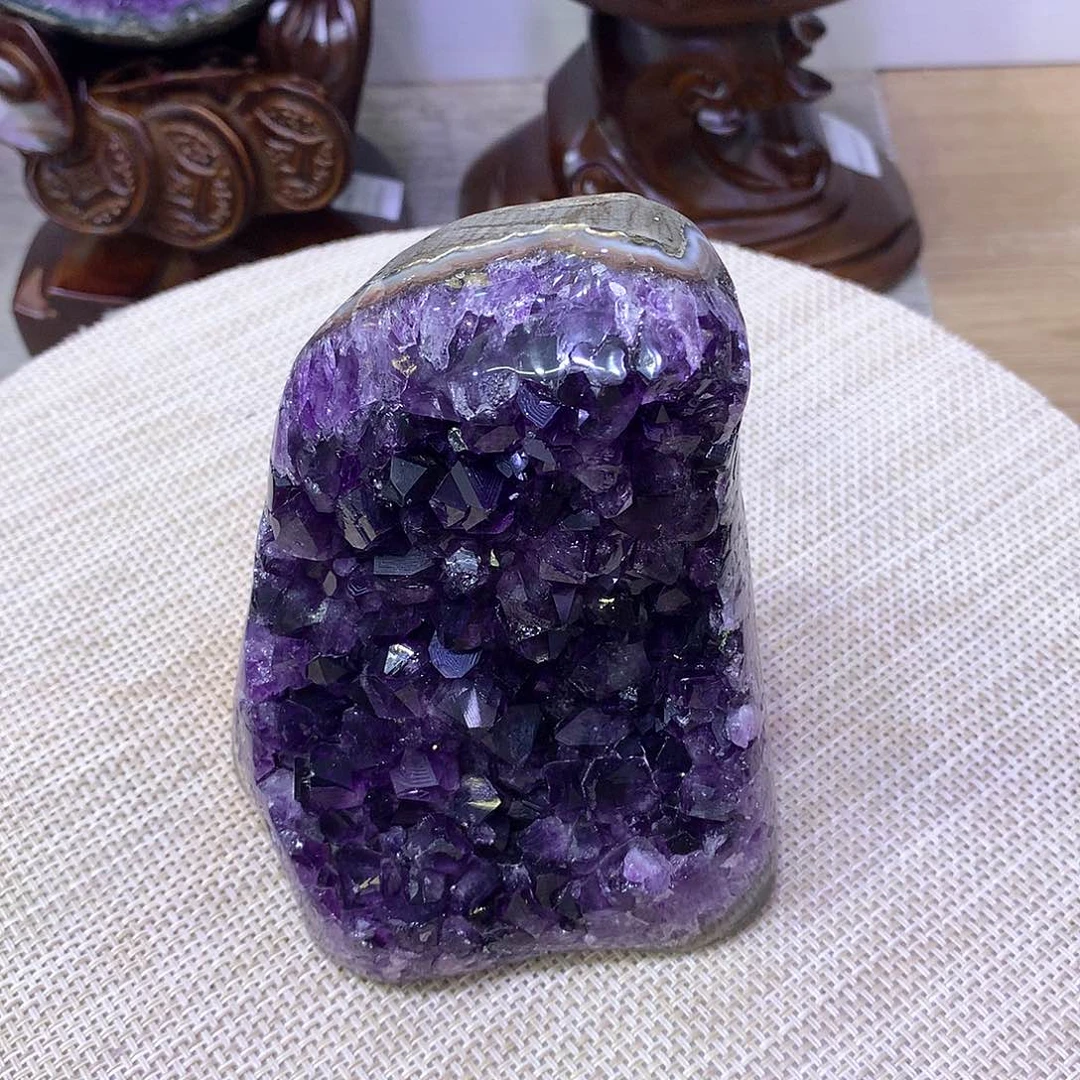 紫晶大型摆件（非配饰）未镶嵌
