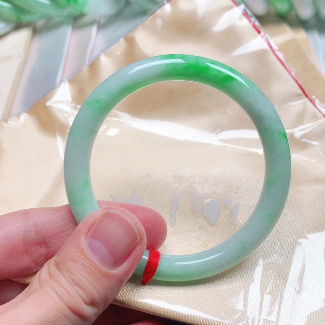 翡翠手镯未镶嵌翡翠手镯56.8