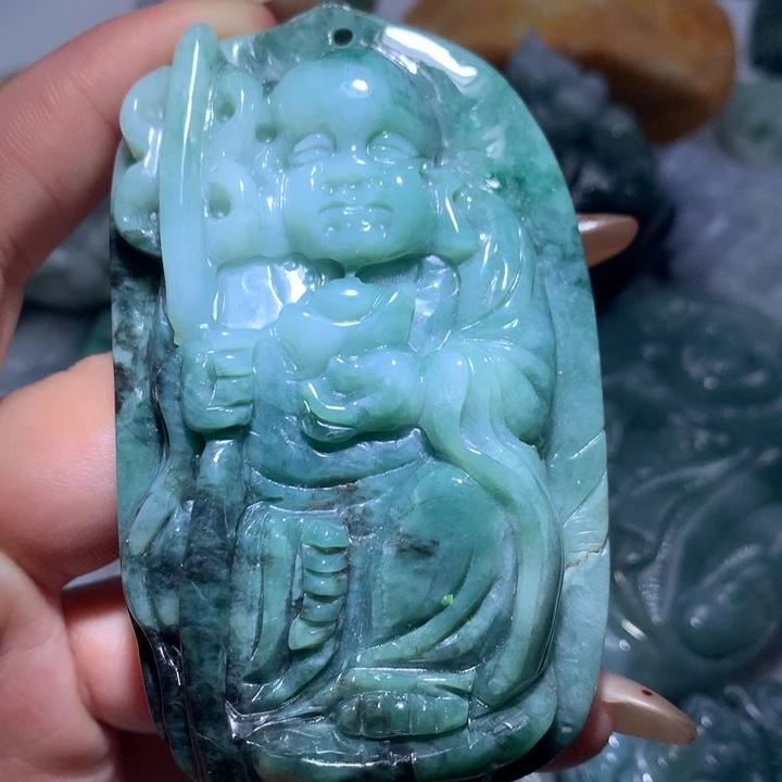 翡翠未镶嵌颈饰保真天然A货翡翠