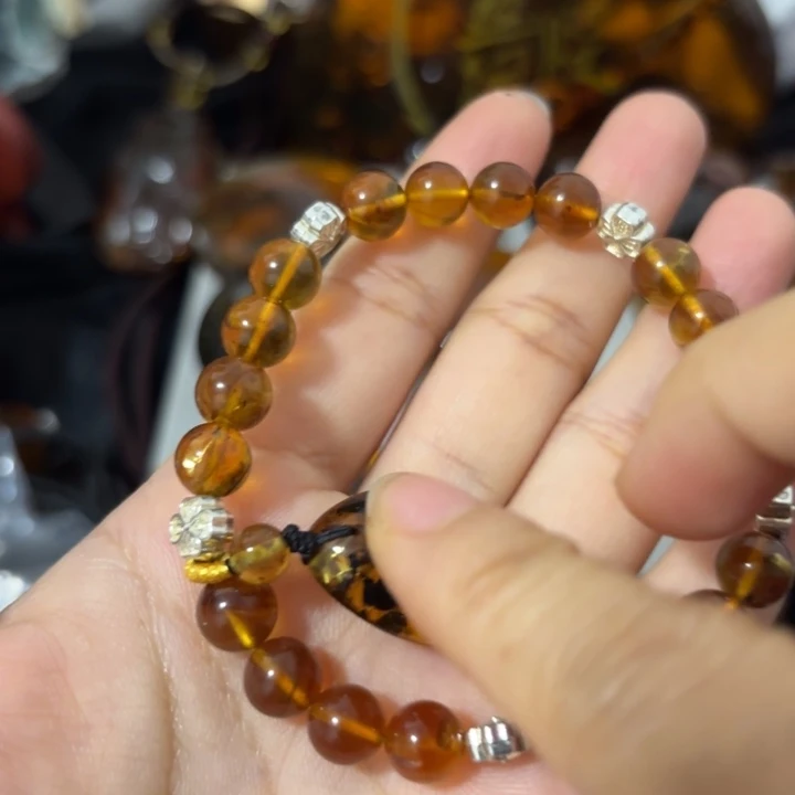 琥珀未镶嵌裸石瑕疵品