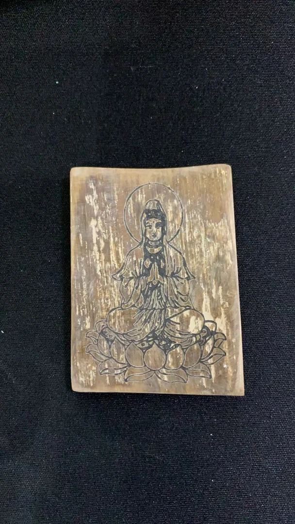 猛犸约11克雕刻件AG46