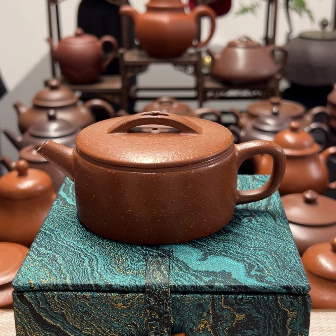 茶壶紫砂精工半手降坡泥汉瓦150cc