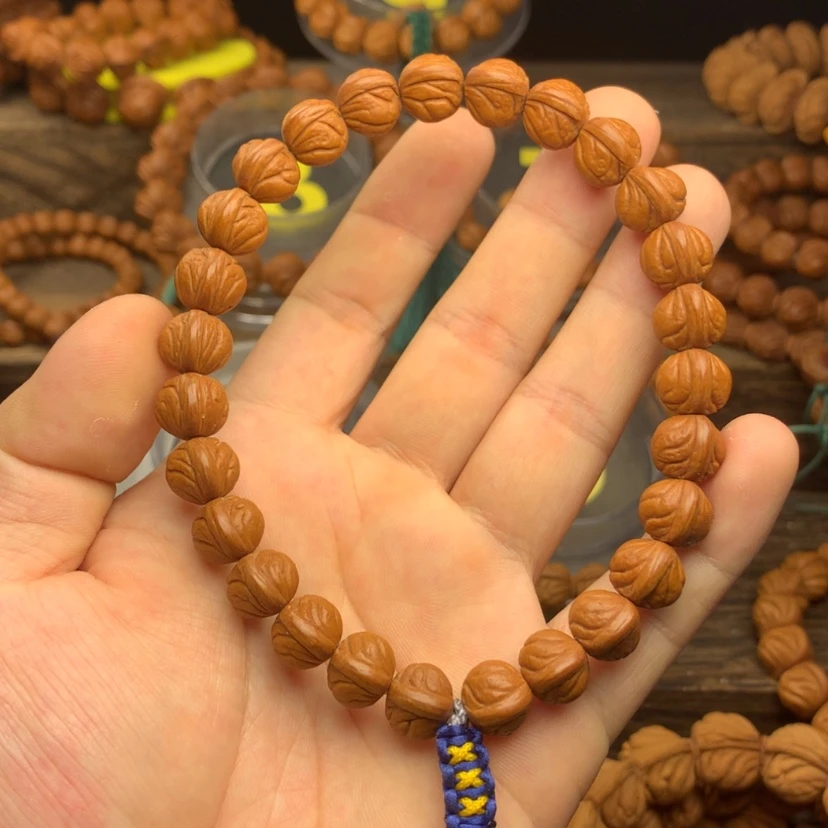 【闪购商品】桃核吊坠晓****君12玉龙脊