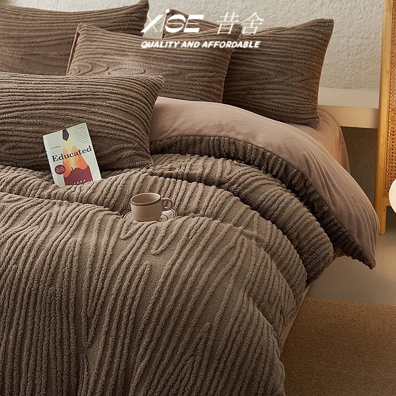 轻奢风牛奶绒四件套秋冬季加绒被套罩珊瑚绒法兰绒床单床笠三件套