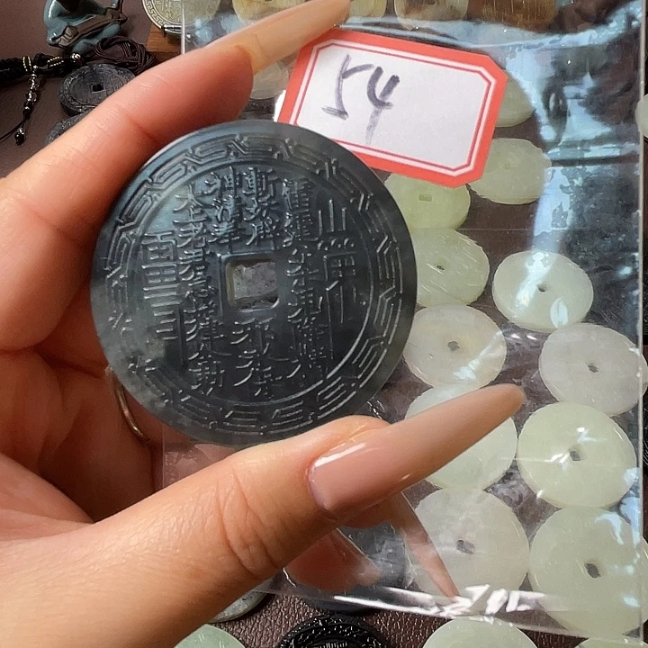 蛇纹石玉合金颈饰