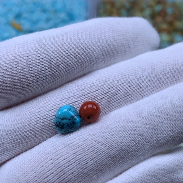 南红玛瑙未镶嵌珠宝奇石