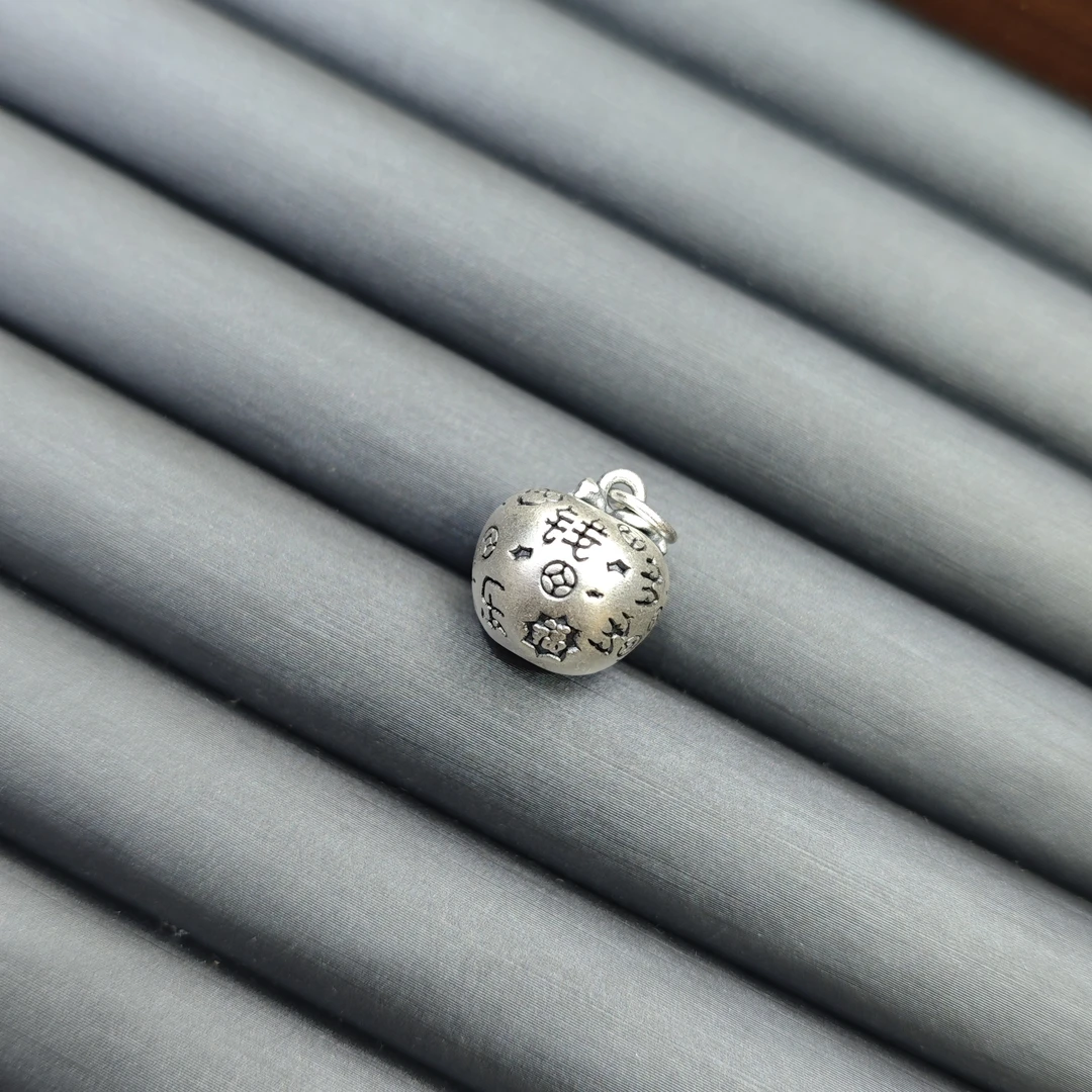 吊坠足银 足银吉言苹果吊坠 5672