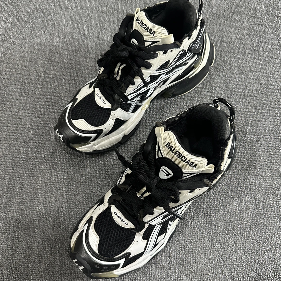 99新 Balenciaga/巴黎世家 runner 黑白 老爹鞋 41