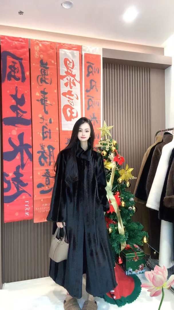 时尚百搭女长款立领厚款冬季毛毛外套