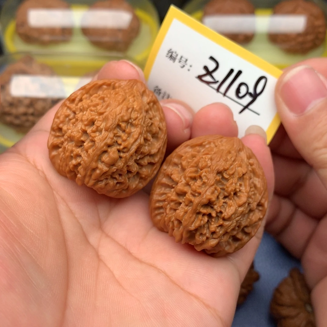 把件文玩核桃36老树百花山1109