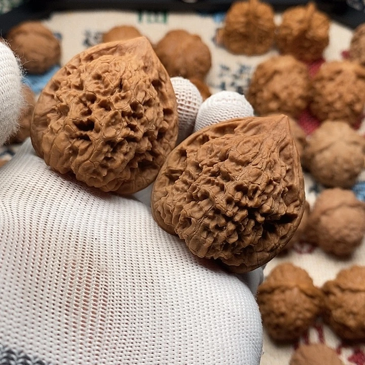 文玩核桃把件官帽