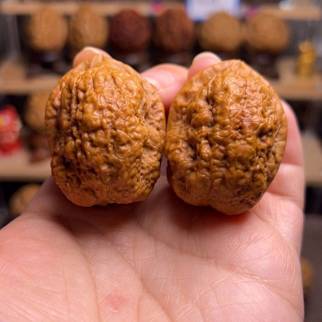 文玩核桃把件44w滇王古蟾39尺