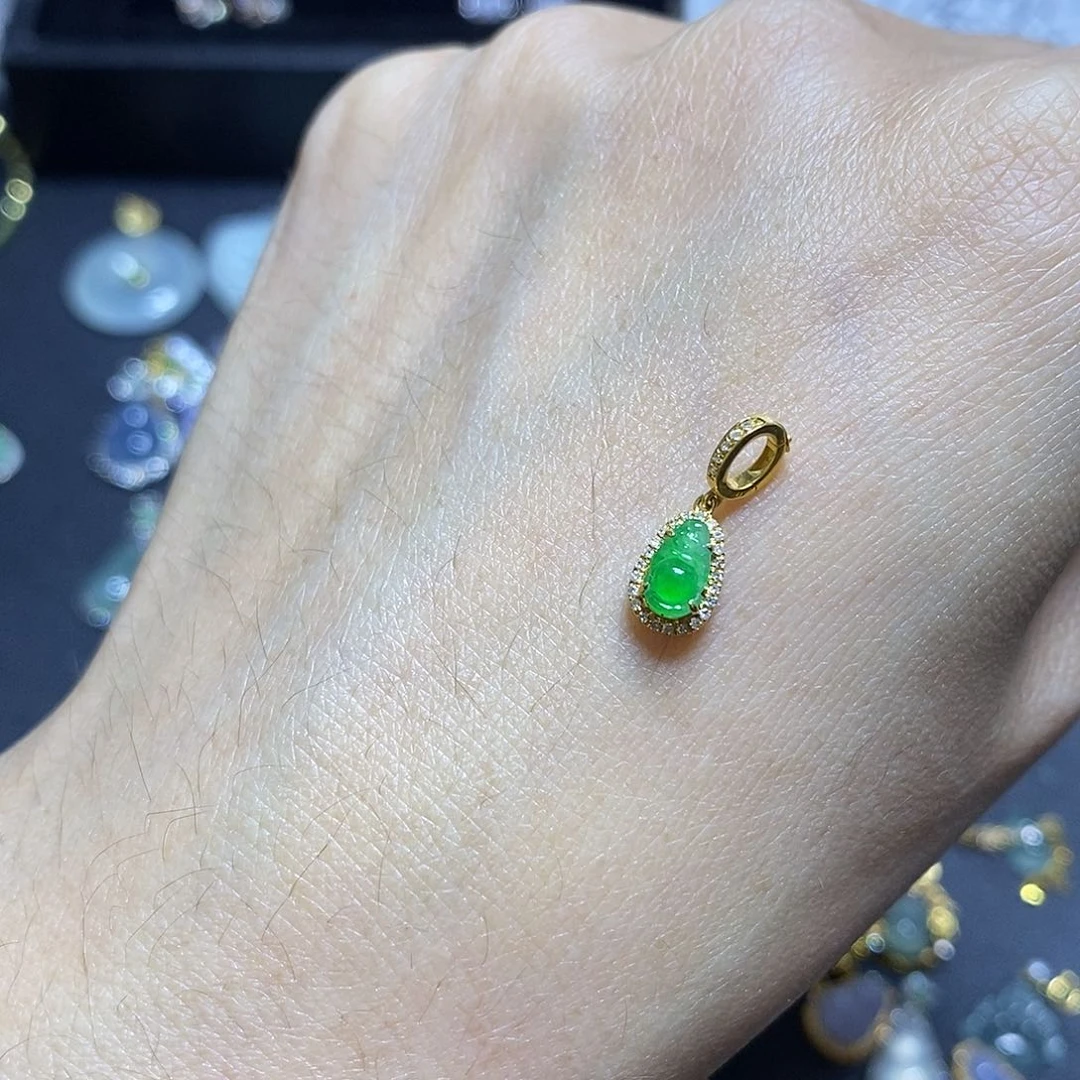 翡翠未镶嵌吊坠(不含链)璃*