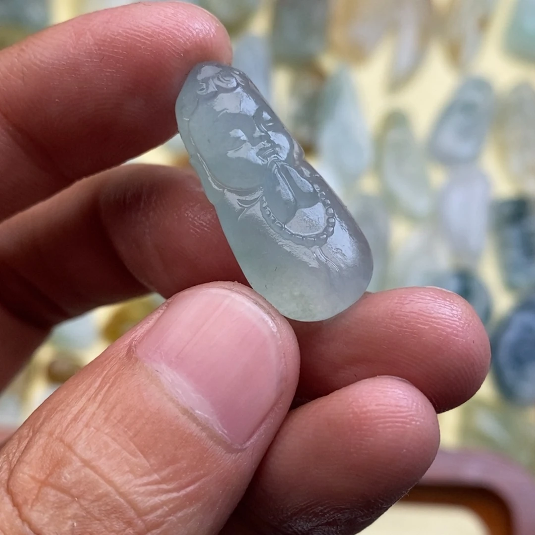 贞***世定制翡翠未镶嵌11