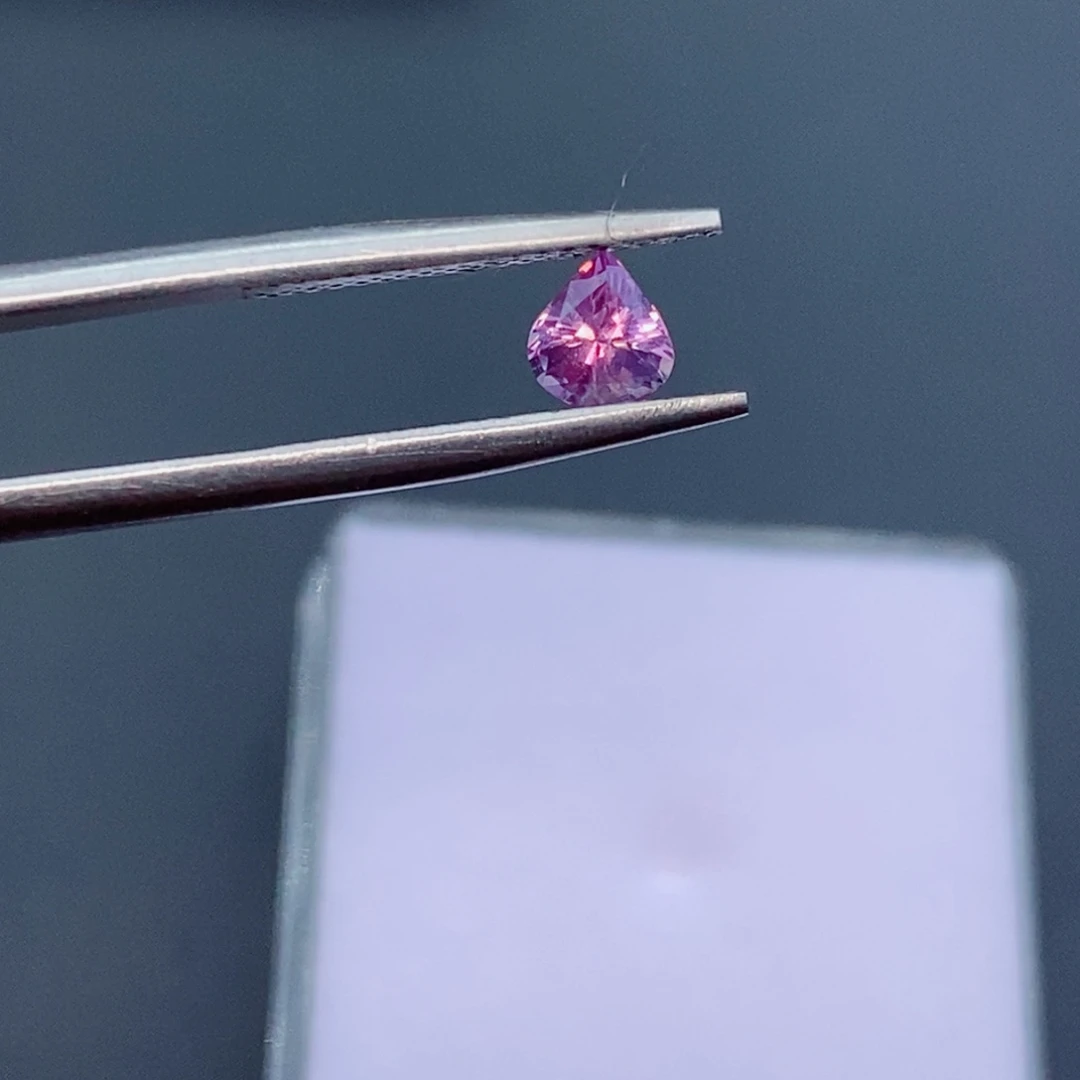 蓝宝石裸石无烧53分大证