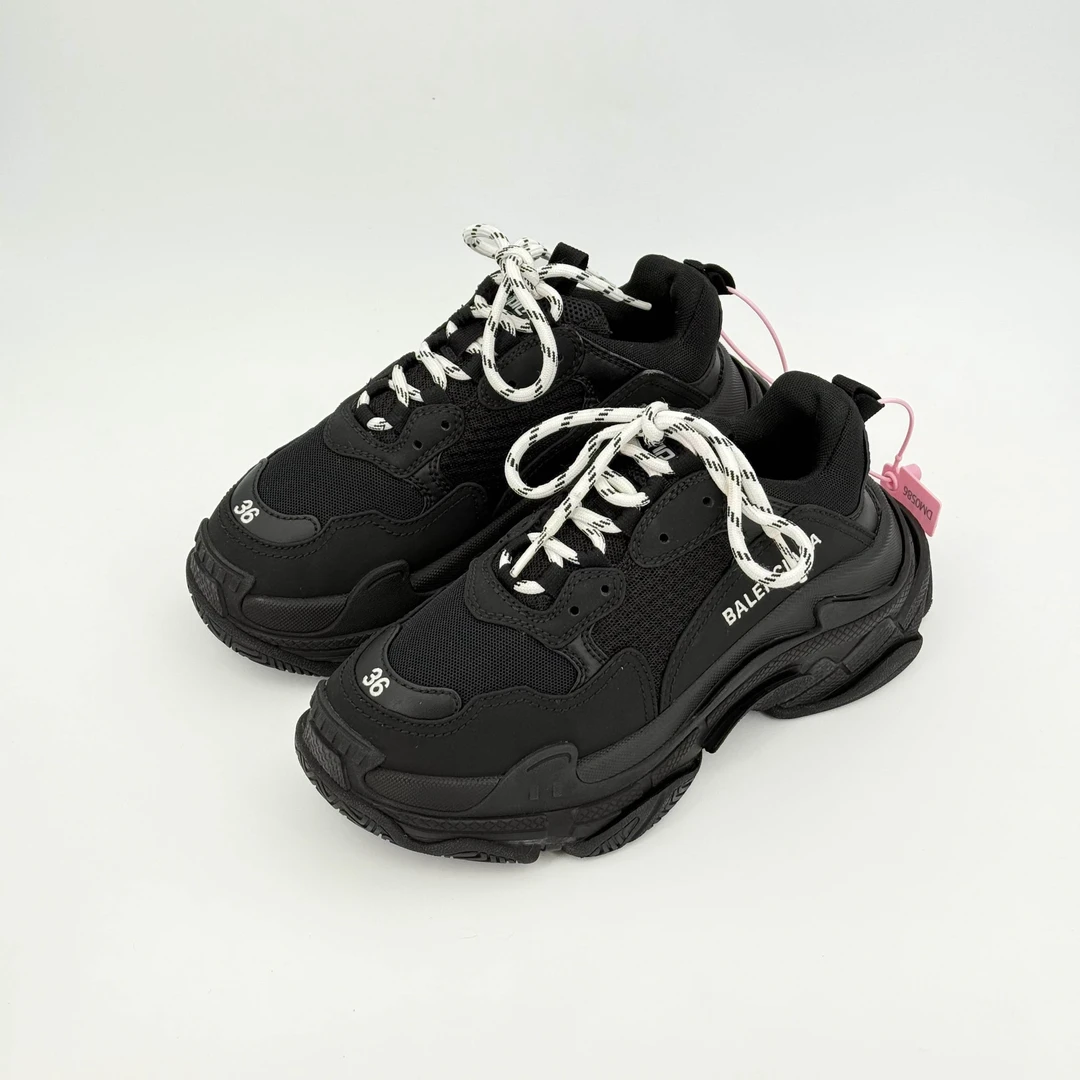 99新 Balenciaga/巴黎世家 Triple S 黑色老爹鞋/36码/DM0585
