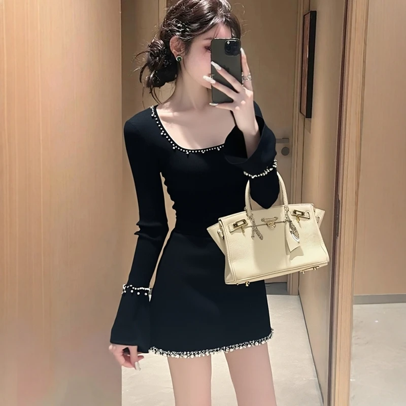 早秋温柔富家千金穿搭重要场合轻奢高级感巨好看小香风黑色两件套