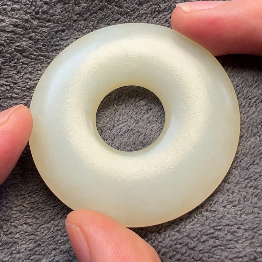 C***7和田玉未镶嵌挂件