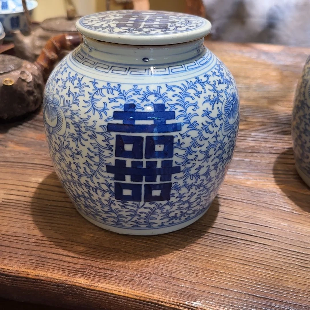 一***茶青花太白尊喜字罐