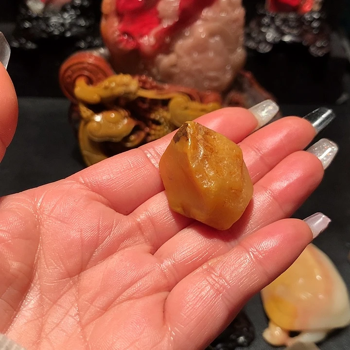 昌化石松**年大师作品漂亮