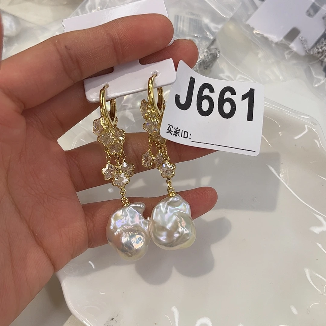 淡水珍珠耳饰合金