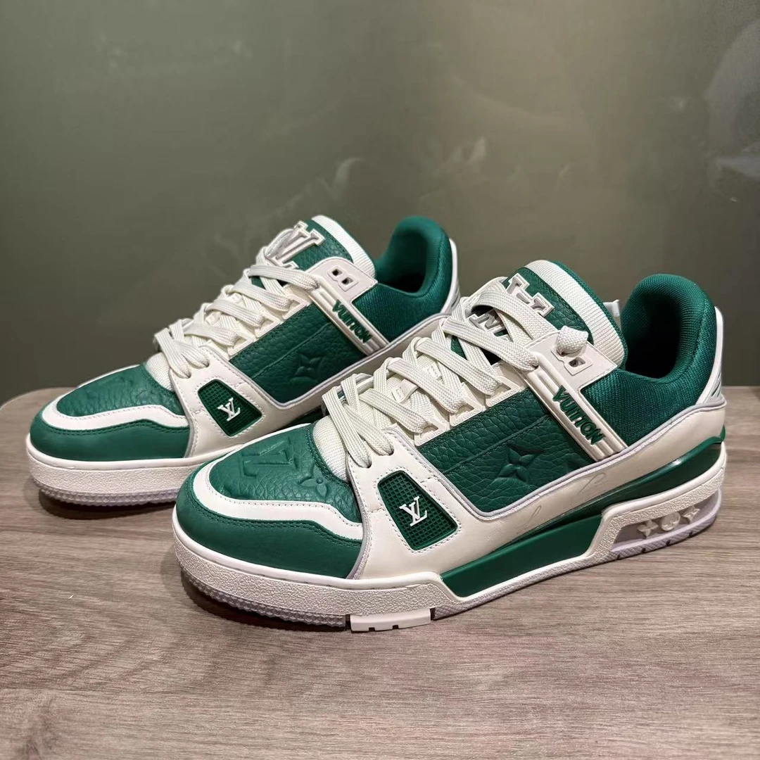 99新 LouisVuitton/路易威登 新款白绿浮雕压印trainer百搭奢鞋