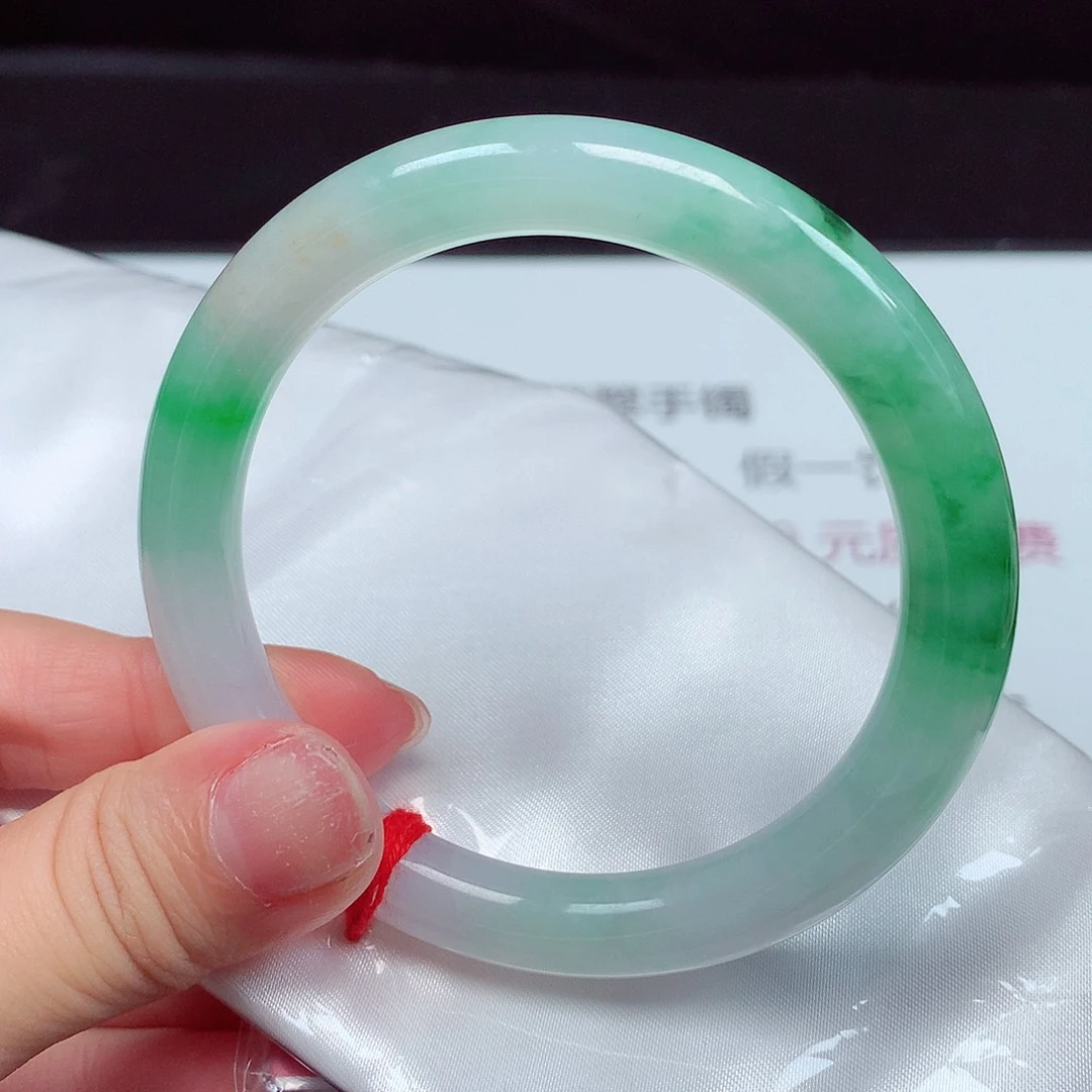 翡翠未镶嵌手镯1851