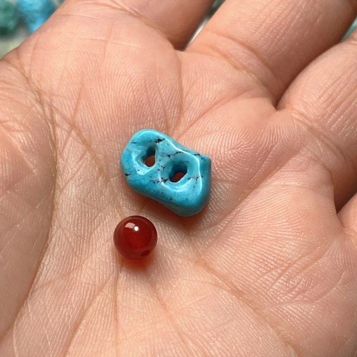 南红玛瑙未镶嵌颈饰