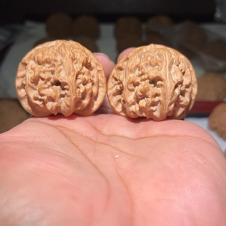 山***川木44苹果圆。